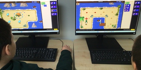 Powiększ grafikę: code-week-2025-646438.jpg